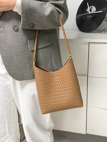 Vintage Large Capacity Woven PU Leather Shoulder Bag For Women Fashion Commuting Tote Bag Simple Hobo Handbag Retro Woven Texture Bag