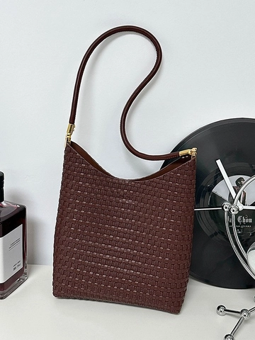 Vintage Large Capacity Woven PU Leather Shoulder Bag For Women Fashion Commuting Tote Bag Simple Hobo Handbag Retro Woven Texture Bag