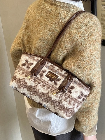 Borsa Sottobraccio in Peluche da Donna alla Moda con Motivo Geometrico Vintage Cinturino in Pelle PU Grande Capacità Borsa a Tracolla Tote per Pendolari