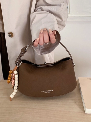 Sac à Épaule Femme en Cuir PU Texture Litchi Style Lindy Sac à Main Crossbody Minimaliste Avec Charme en Perles de Bois