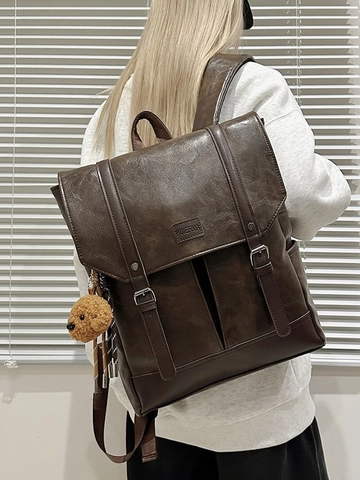 Retro Britse Stijl PU Lederen Rugzak Laptoptas Voor Middelbare Scholieren Grote Capaciteit Reizen Rugzak Met Pluche Hanger