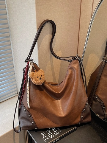 Retro Women PU Leather Large Capacity Tote Bag Fashion Patchwork Shoulder Bag With Rivets And Bear Pendant Hobo Handbag For Commute