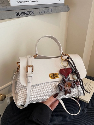 Retro PU Leer Splicing Geweven Handtas Voor Vrouwen Vintage Crossbody Schoudertas Met Hart Bloem Hanger Kantoor Tas