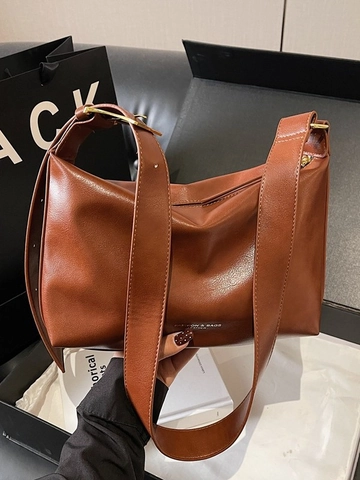 Vintage Large Capacity PU Leather Tote Bag For Women Minimalist Solid Color Commuter Shoulder Bag With Wide Strap Gold Buckle
