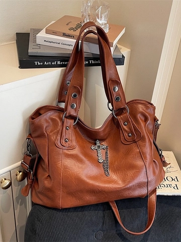 Borsa Tote in Pelle PU Decorata Con Croce Vintage per Donna Grande Capacità Gothic Punk Borsa a Tracolla Moda