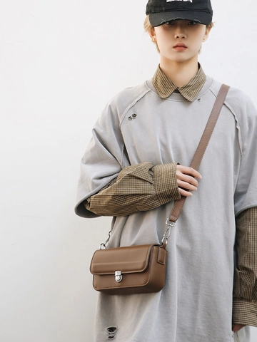 Minimalist PU Leather Crossbody Square Bag For Women Korean Retro Solid Color Flap Shoulder Bag With Adjustable Strap