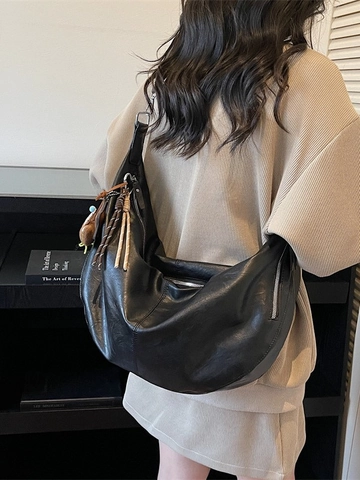 Women's Vintage Large Capacity PU Leather Hobo Bag Crescent Shoulder Bag For Commuting Daily With Bear Keychain