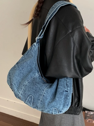 Vintage Denim Hobo Bag For Women Large Capacity Washed Denim Underarm Bag With Contrast Stitching Adjustable Strap Commuter