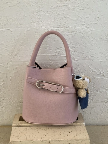 Sac Seau en Cuir PU pour Femmes Motif Litchi Rétro Minimaliste Sophistiqué Sac à Bandoulière Main Avec Pendentif Ours Pour Quotidien