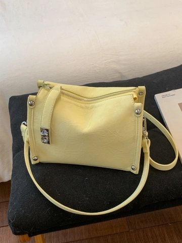 Minimalist PU Leather Baguette Bag For Women Retro Rivet Decor Solid Color Small Shoulder Crossbody Bag With Adjustable Strap