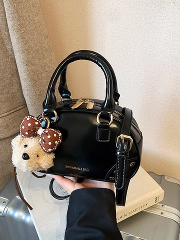 Sac à Bandoulière Mini Boston Style Coréen Rétro pour Femme Sac à Épaule en Cuir PU de Qualité Supérieure avec Pendentif Ours Rivet