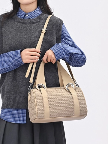 Women Minimalist Woven PU Leather Pillow Bag Fashion Shoulder Crossbody Handbag With Metal Rings Large Capacity Daily Travel Bag