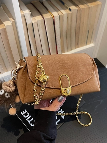 Women Fashion Chain Crossbody Bag Small Square PU Leather Shoulder Bag With Plush Animal Pendant Versatile Satchel Bag