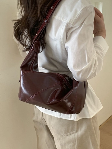 Spacious Glossy PU Crossbody Bag For Women Vintage Stitching Hobo Dumpling Bag Daily Commuting Shoulder Bag