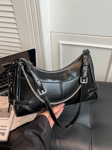 Vintage Women Soft PU Leather Hobo Bag Solid Color Shoulder Crossbody Bag With Silver Chain Stylish Underarm Bag