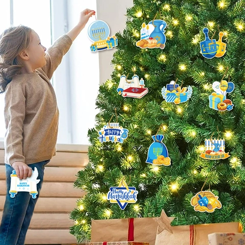 Juego de 12 Decoraciones Colgantes de Hanukkah Menorá Estrella de David Dreidel Papel Couché Adornos para Fiesta Judía