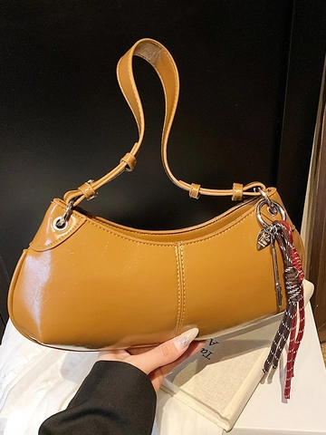 Mode PU Leder Achseltasche Für Damen Trendy Einfarbig Hobo Schultertasche Mit Anhänger Dekoration Streetstyle Handtasche