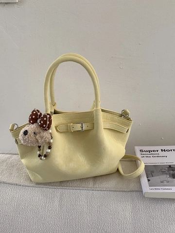 Minimalist Women PU Leather Pleated Bucket Bag Retro Crossbody Handbag With Detachable Plush Charm Adjustable Strap For Daily Use