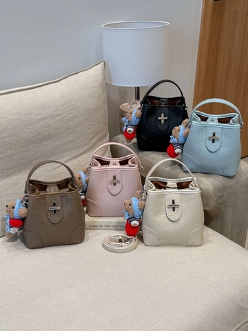 Sac Seau pour Femmes en Cuir PU Motif Litchi Sac à Main Rétro Minimaliste avec Fermoir Métallique Bandoulière Amovible Petit Sac