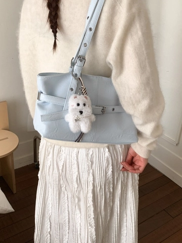 Sac Cabas Femme en Cuir PU Décontracté Grande Capacité Sac à Bandoulière Vintage Avec Oeillets Métalliques Sangle Décorative et Pendentif
