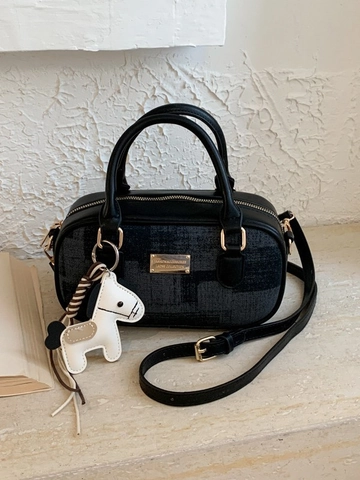 Sac à Épaule Boston pour Femmes Mode Coréenne en Cuir PU Patchwork Sac Bandoulière Avec Charme de Cheval Petit Sac Carré