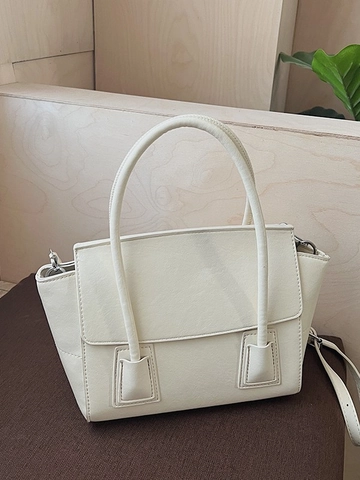 Minimalistische PU Leder Klappe Schultertasche Für Damen Street Style Einfarbig Große Kapazität Umhängetasche Alltagstasche
