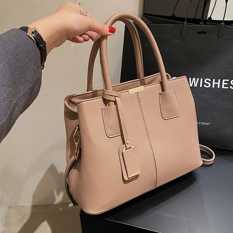 Bolso Tote de Mujer Simple en Cuero PU con Patrón de Lichi Bolso de Hombro para Diario Bolso de Mano con Colgante Oro