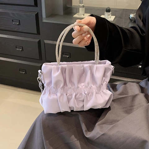 Sac Nuage Plissé Élégant pour Femme avec Poignée en Strass Sac à Main en Cuir PU Foncé avec Bandoulière Chaîne Soirée