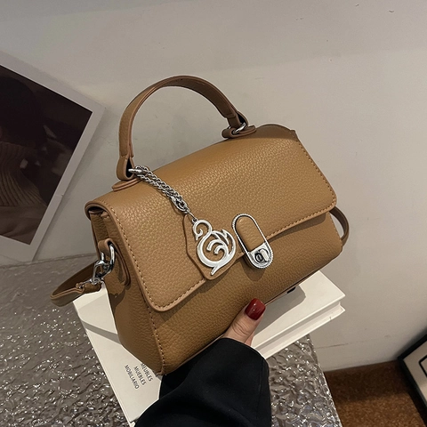 Borsa a Mano in Pelle PU Vintage con Motivo Litchi Per Donna Chiusura in Metallo Ciondolo Cigno Borsa a Tracolla Elegante Borsa con Manico Superiore