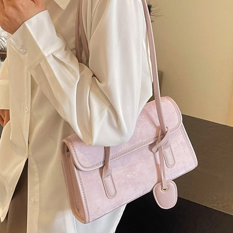 Bolso de Axila de Cuero PU Vintage para Mujer Color Sólido Simple de Gran Capacidad Bolso de Hombro con Colgante de Corazón