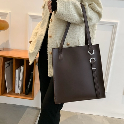 Große Kapazität PU Leder Tote Bag Für Damen Retro Urban Minimalistisch Pendeln Schulter Handtasche Mit Metallring Nieten Dekor