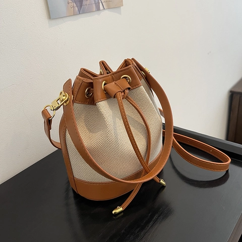 Women Fashion Woven Linen Patchwork Bucket Bag Contrast Color Drawstring Crossbody Shoulder Bag Summer Vacation Bag