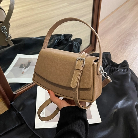 Borsa Sottobraccio in Pelle PU a Trama Litchi da Donna Piccola Borsa a Tracolla Quadrata Minimalista con Patta e Manico