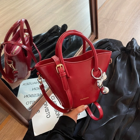 Fashion Women PU Leather Bucket Bag With Bowknot Metal Pendant Chain Strap Versatile Handbag Crossbody Bag Solid Color Purse