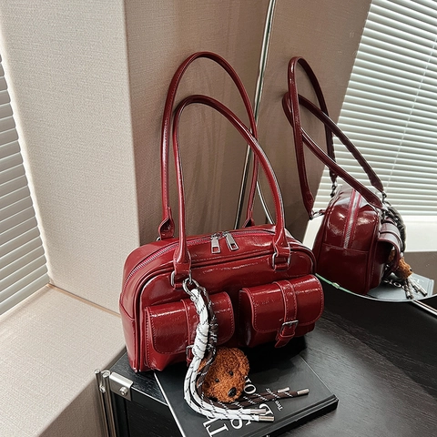 Women's Glossy PU Leather Underarm Bag Vintage Boston Shoulder Bag With Plush Bear Charm Stylish Commuting Fashion Handbag