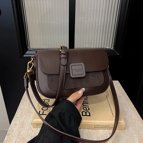 Petit Sac Carré en Cuir PU pour Femmes Vintage Minimaliste Rabat Cousu Sac à Bandoulière Tendance Mode Sacoche pour Femme