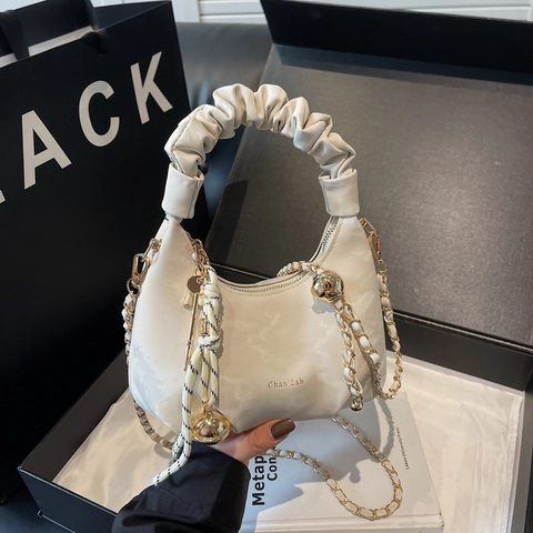 Moda Donna Manico Increspato Borsa a Tracolla in Pelle PU Mezza Luna Con Catena in Metallo Elegante Borsa Quotidiana