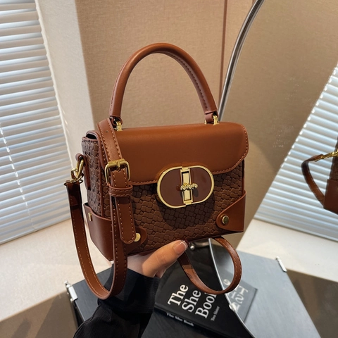 Vintage PU Leather Woven Splicing Shoulder Bag For Women Fashion Crossbody Handbag With Gold Metal Clasp Square Box Bag