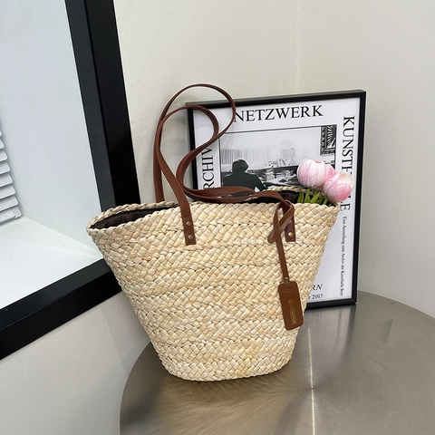 Damen Große Kapazität Stroh Gewebte Tragetasche Urban Minimalistisch Handgewebte Strand Urlaub Eimertasche Mit PU Ledergriff Cremeweiß