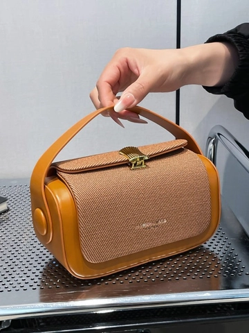 2025 Borsa a Scatola Moda Donna Tessitura Intrecciata in Pelle PU Borsa a Mano Chiusura a Conchiglia Oro Tracolla Messenger Bag Crossbody