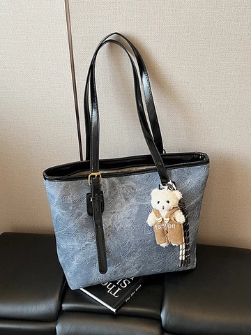 Vintage Embossed Tote Bag For Women Large Capacity Bear Pattern PU Leather Handbag With Plush Teddy Pendant Shoulder Bag