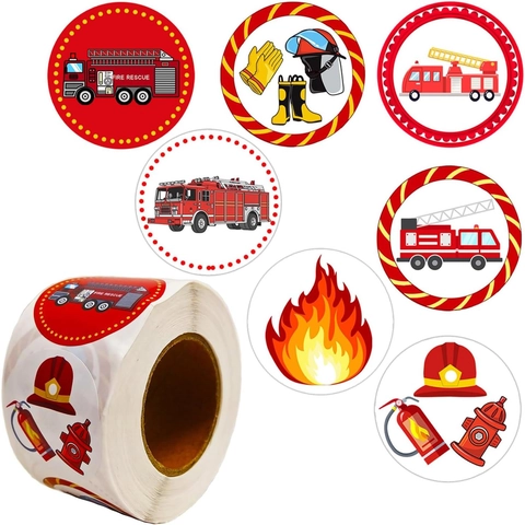 Rouleau d'Autocollants de Récompense Thème Pompier pour Enfants Motifs d'Équipement de Secours de Camion Étiquettes