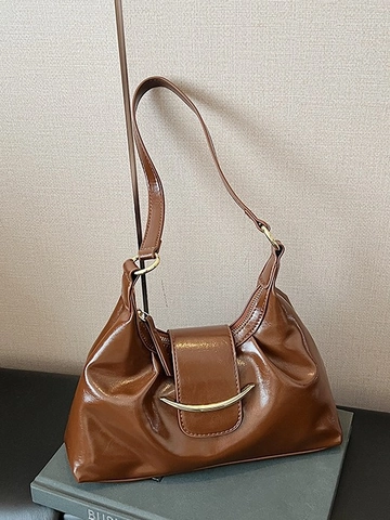 Borsa a Tracolla Vintage in Pelle PU per Donna Grande Capacità Borsa a Spalla Minimalista Urbana Con Pieghe E Decoro in Metallo
