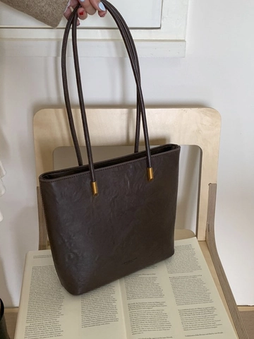 Women Vintage Oil Wax PU Leather Tote Bag Large Capacity Commuter Shoulder Bag With Wooden Beaded Pendant Fashion Bag
