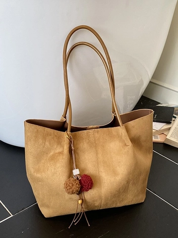 Dames Grote Capaciteit Suède Tote Tas Minimalistische Schouder Shopper Met Pluche Bal Hanger Voor Dagelijks Woon Werkverkeer