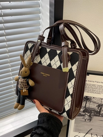 Retro Argyle Patchwork Women Tote Bag Contrast Color PU Fabric Shoulder Bag With Cute Bunny Pendant Fashion Casual Daily Bag