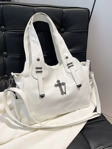 Damen Retro Glänzende PU Leder Tragetasche Mit Metall Kreuzanhänger Große Kapazität Schulter Umhängetasche Gothic Street Tasche