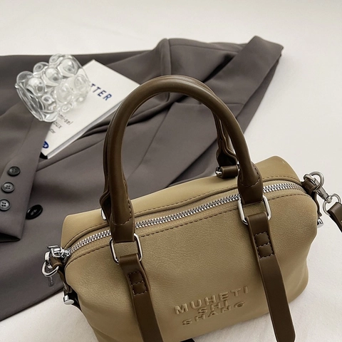 Borsa a Mano Boston Pillow in Pelle PU Retro Donna Con Ciondolo a Cavallo Tracolla Regolabile Borsa a Spalla Vintage