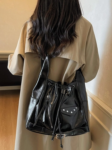 Bolso Tote de Cuero PU de Gran Capacidad para Mujer Estilo Motocicleta Vintage Decoración de Remaches Cordón Bolso Cubo