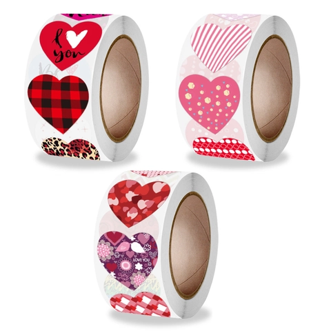 Rouleau Autocollants Saint Valentin Forme Cœur Motifs Léopard Écossais Love You Étiquettes pour Emballage Cadeau DIY Artisanat